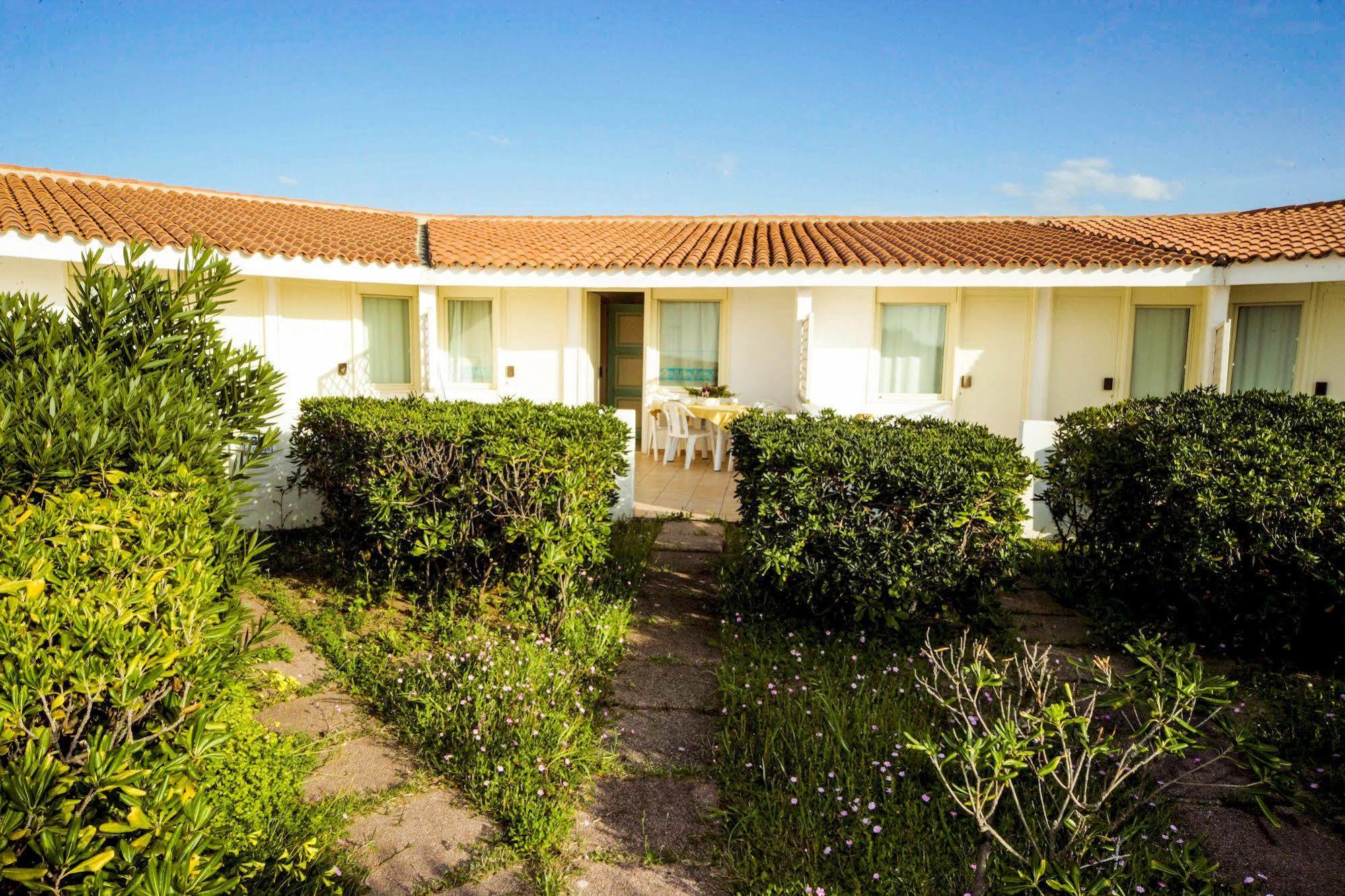 La Plage Noire Resort Marina di Sorso Exterior foto